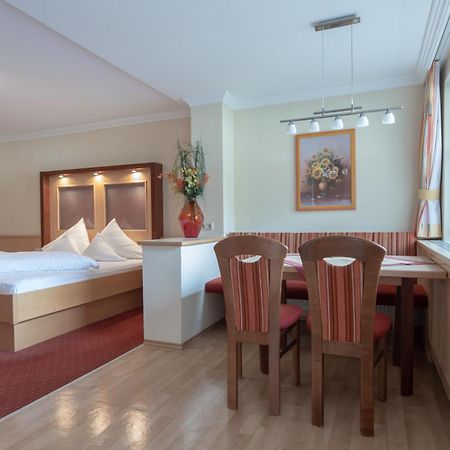 Fruehstueckshotel Margret Μάουραχ Εξωτερικό φωτογραφία