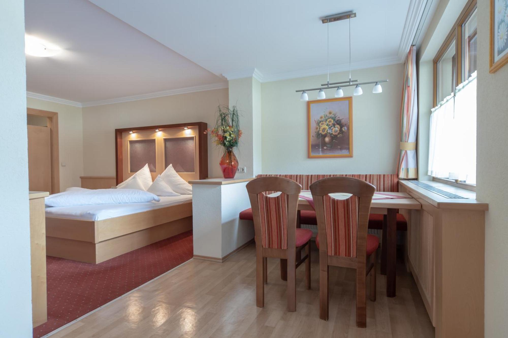 Fruehstueckshotel Margret Μάουραχ Εξωτερικό φωτογραφία